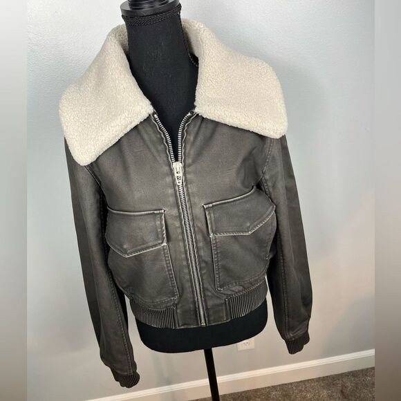 ❄️Blank NYC Faux Leather Aviator Jacket with Faux Shearling Collar - Picture 2 of 8